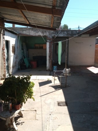 Casa 4 Ambientes, A Reciclar, Escobar Centro, Dependencia