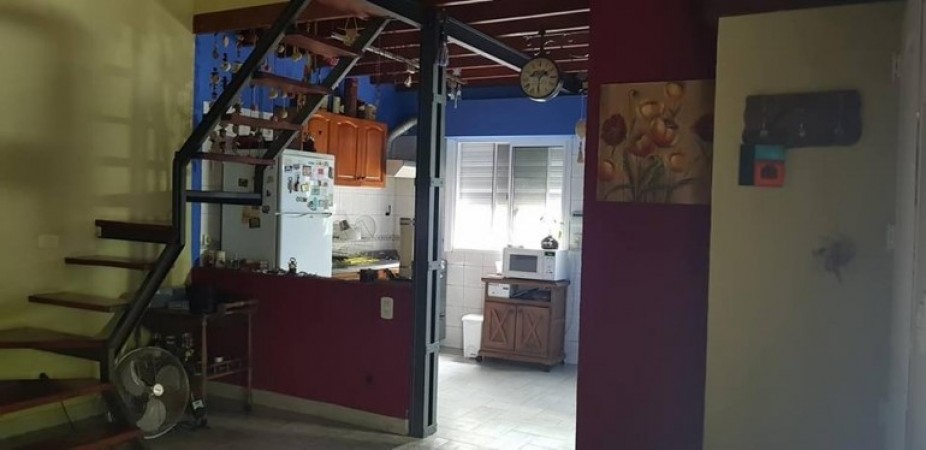 VENTA DE CASA EN RICARDO ROJAS, TIGRE. 