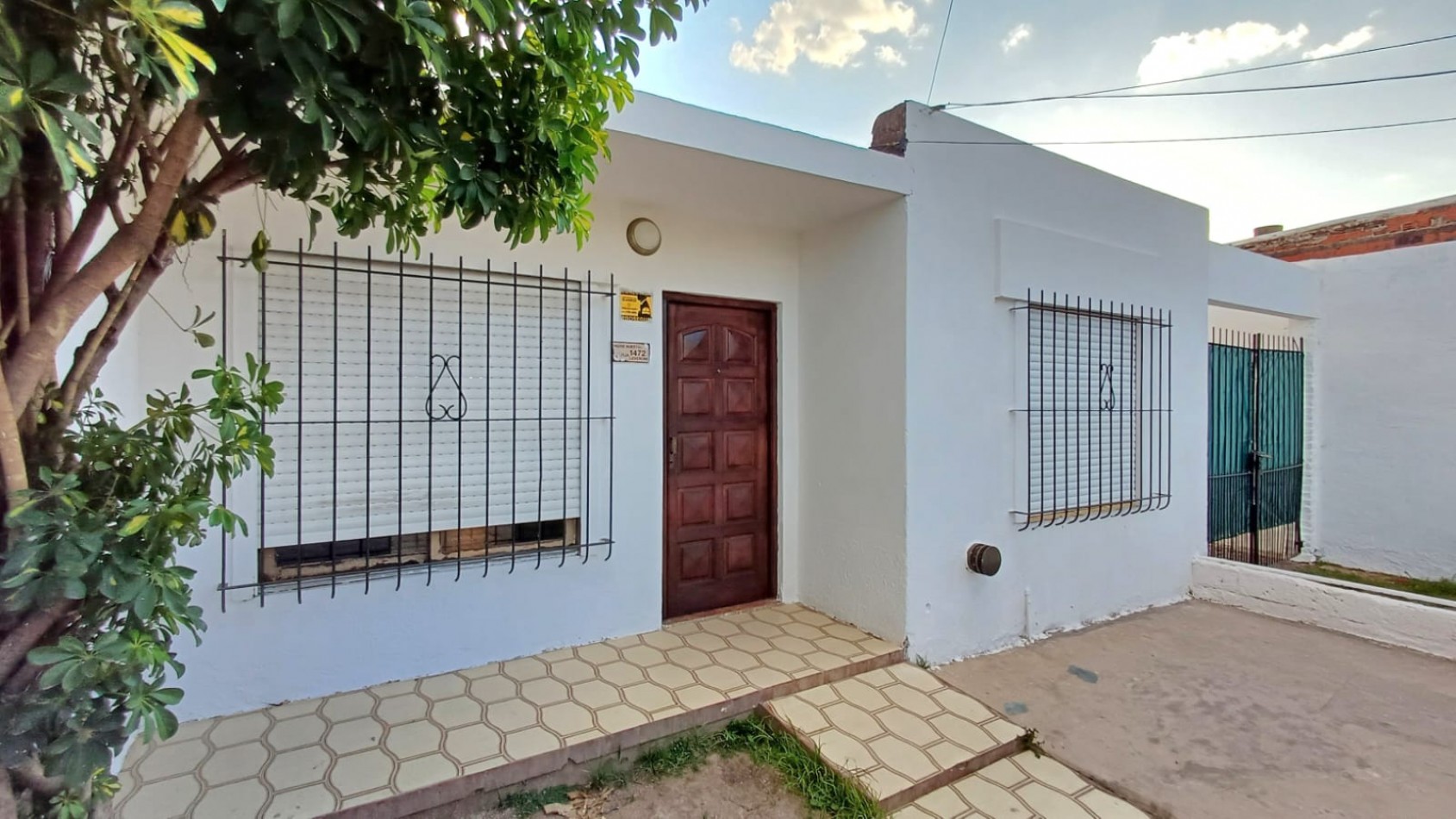 CASA EN VENTA + DEPTO, PH 