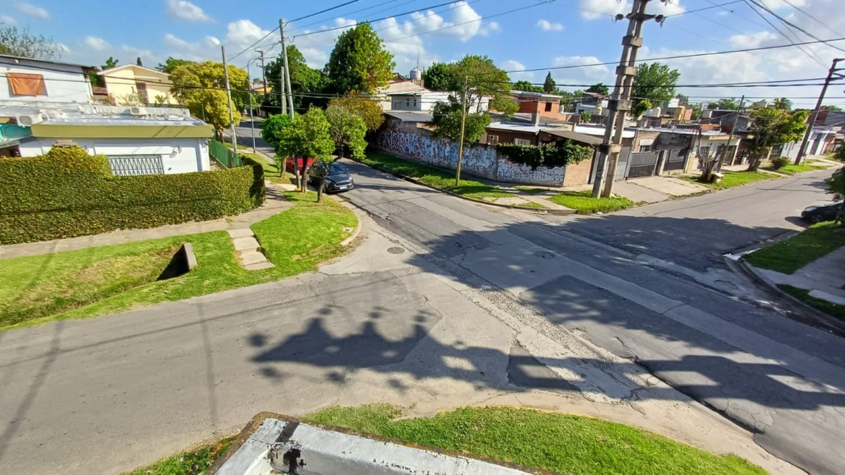 TERRENO CON CONSTRUCCION, LOCAL