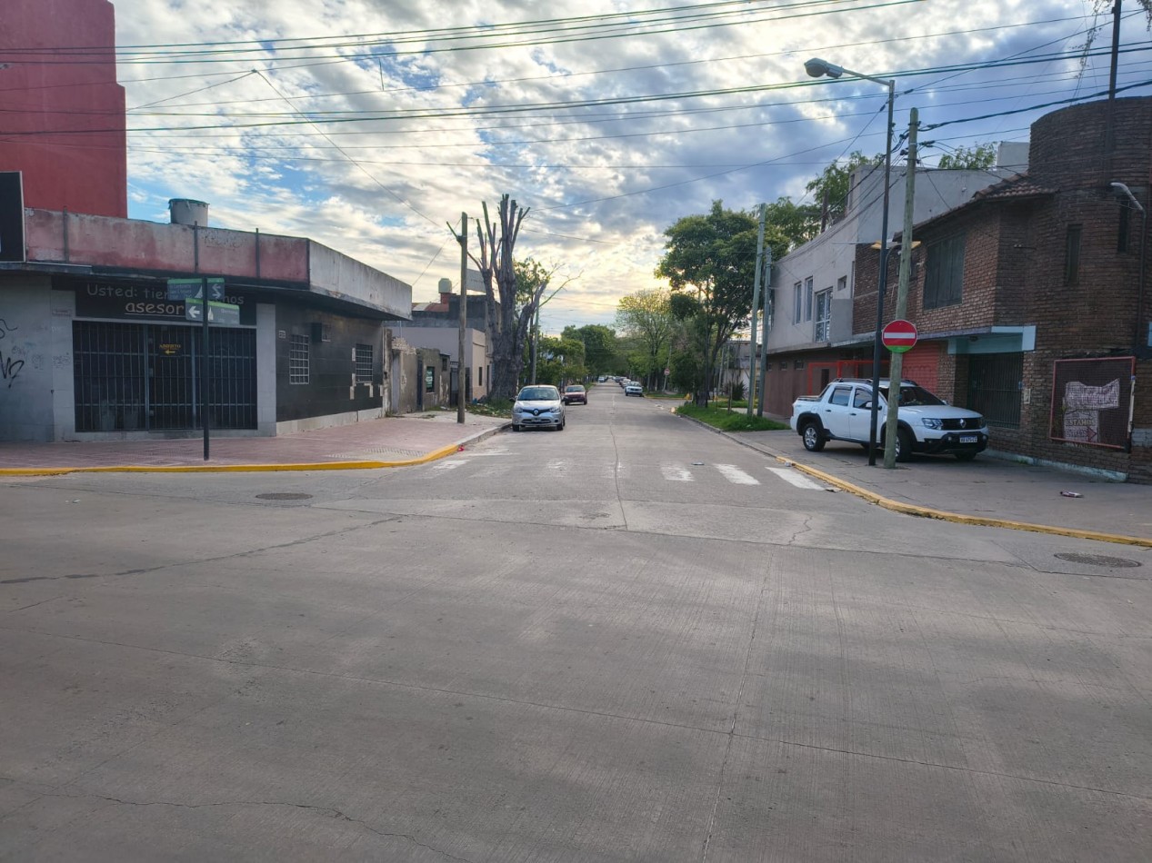 Excelente esquina en Virreyes