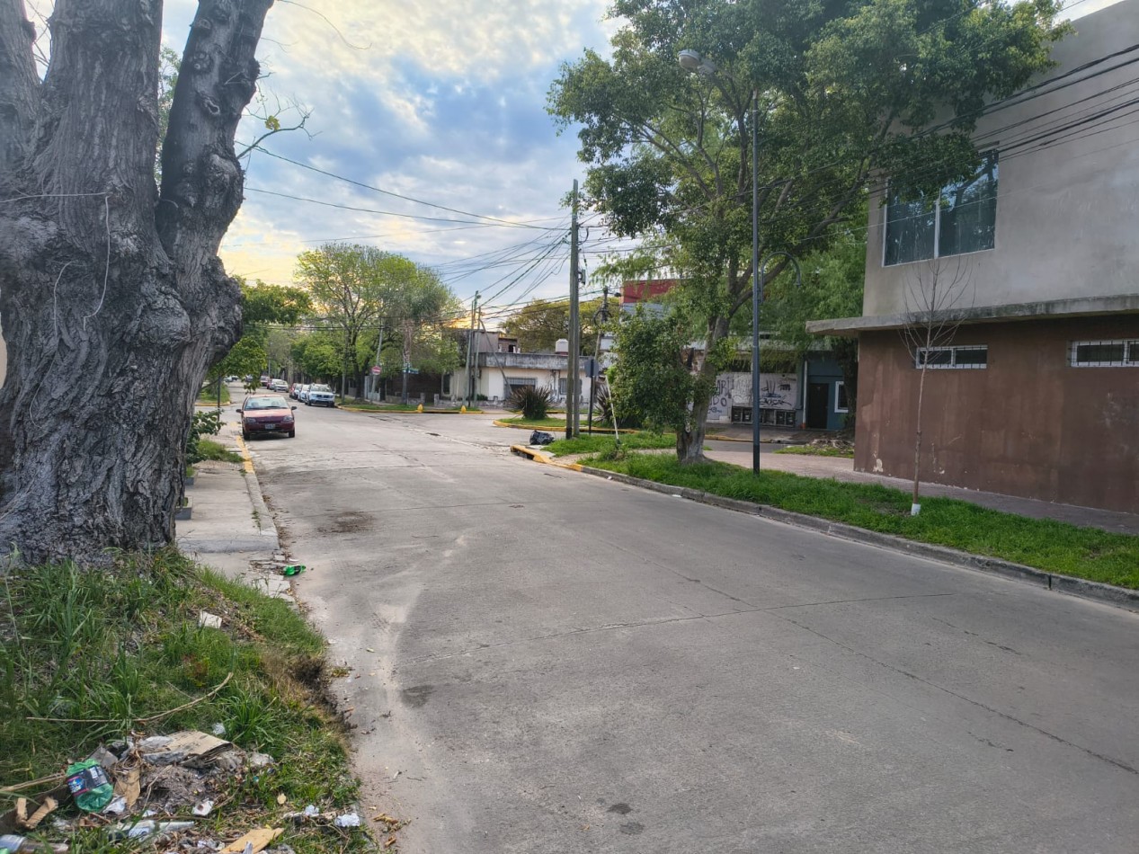 Excelente esquina en Virreyes