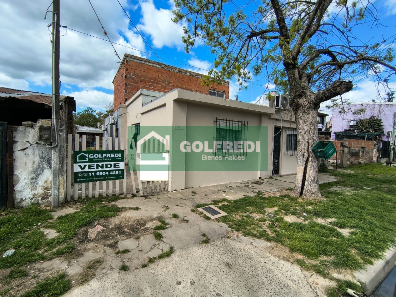 4 viviendas en un lote