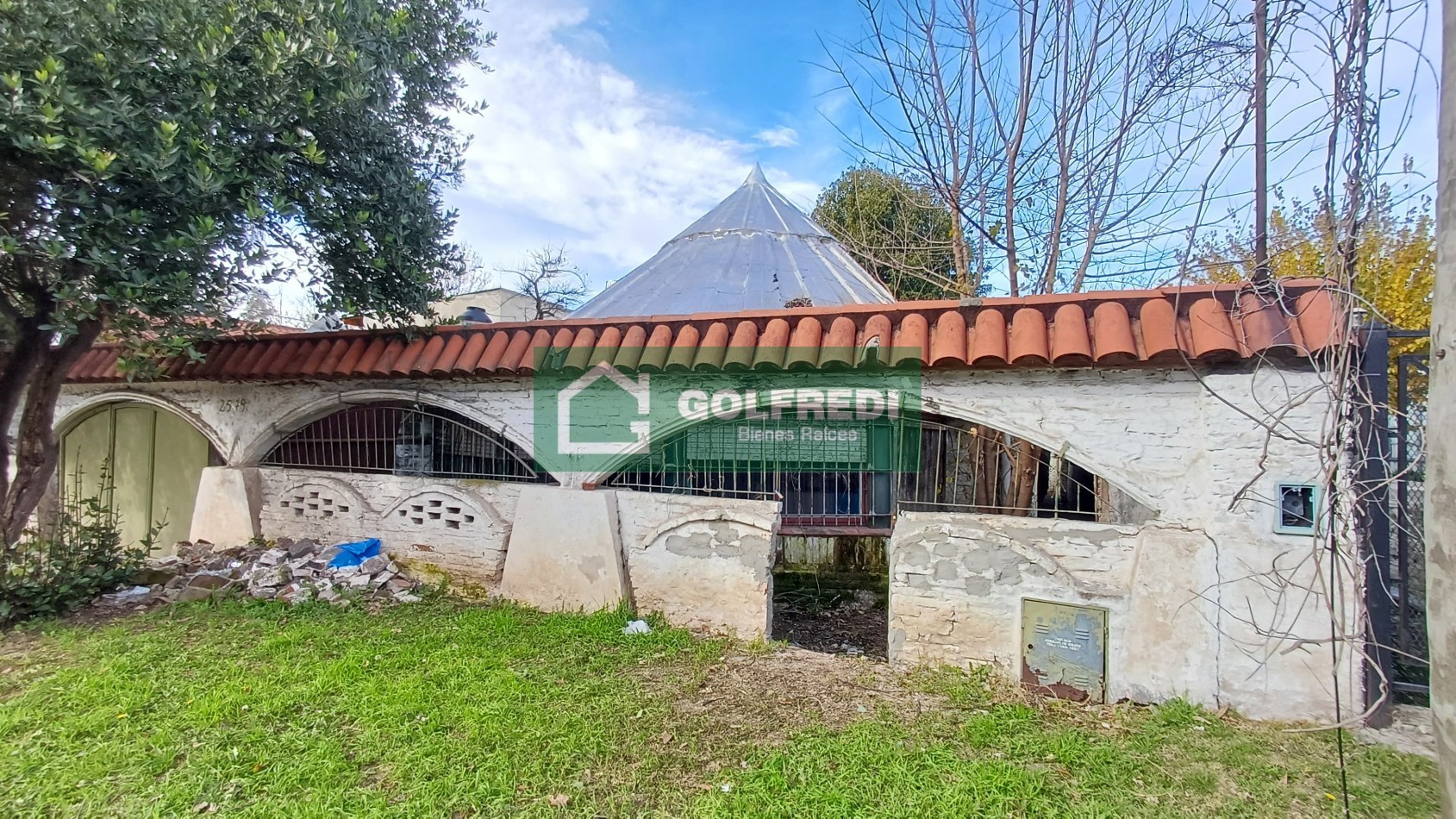 Lote con mejoras en Torcuato