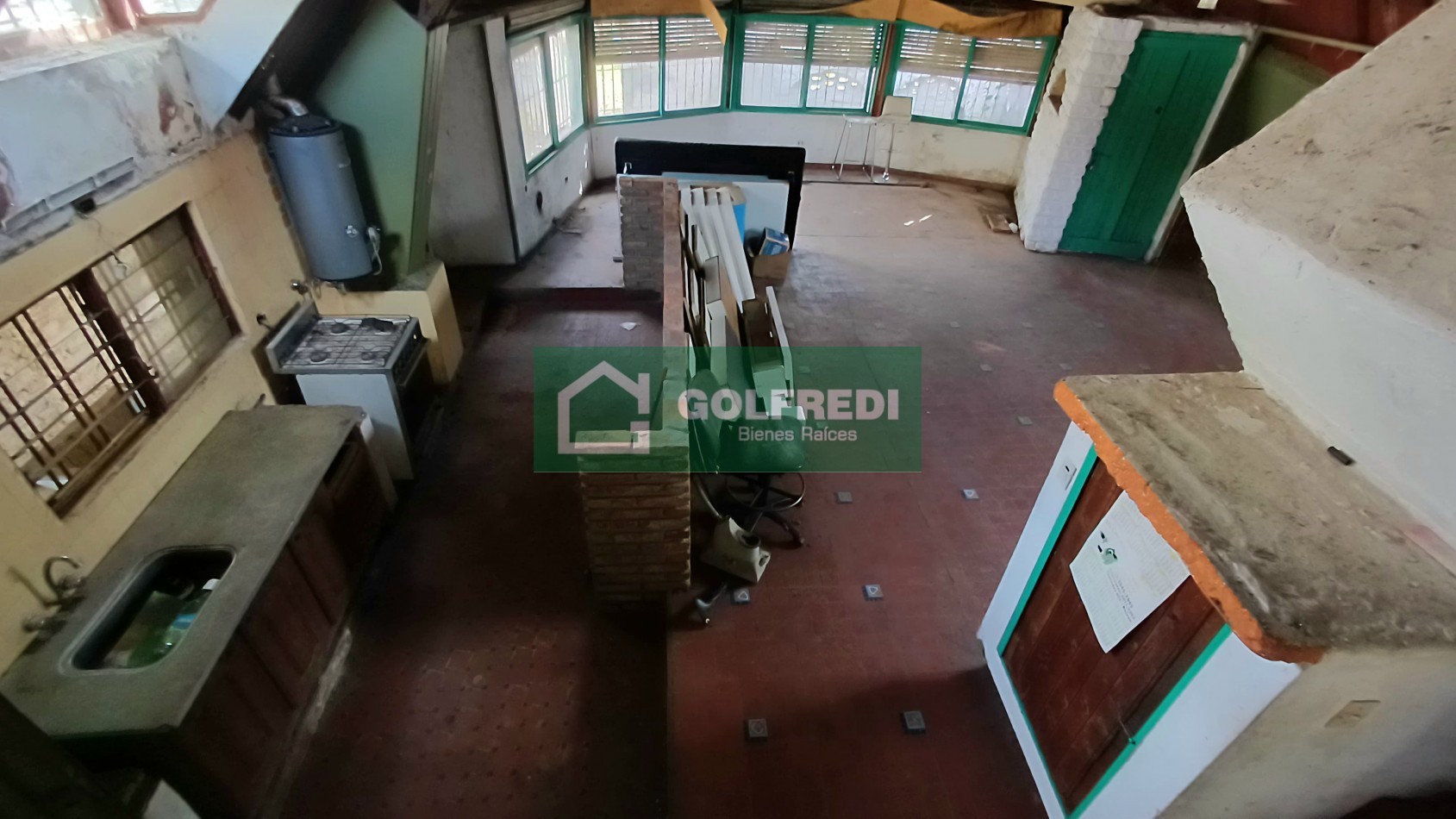 Lote con mejoras en Torcuato