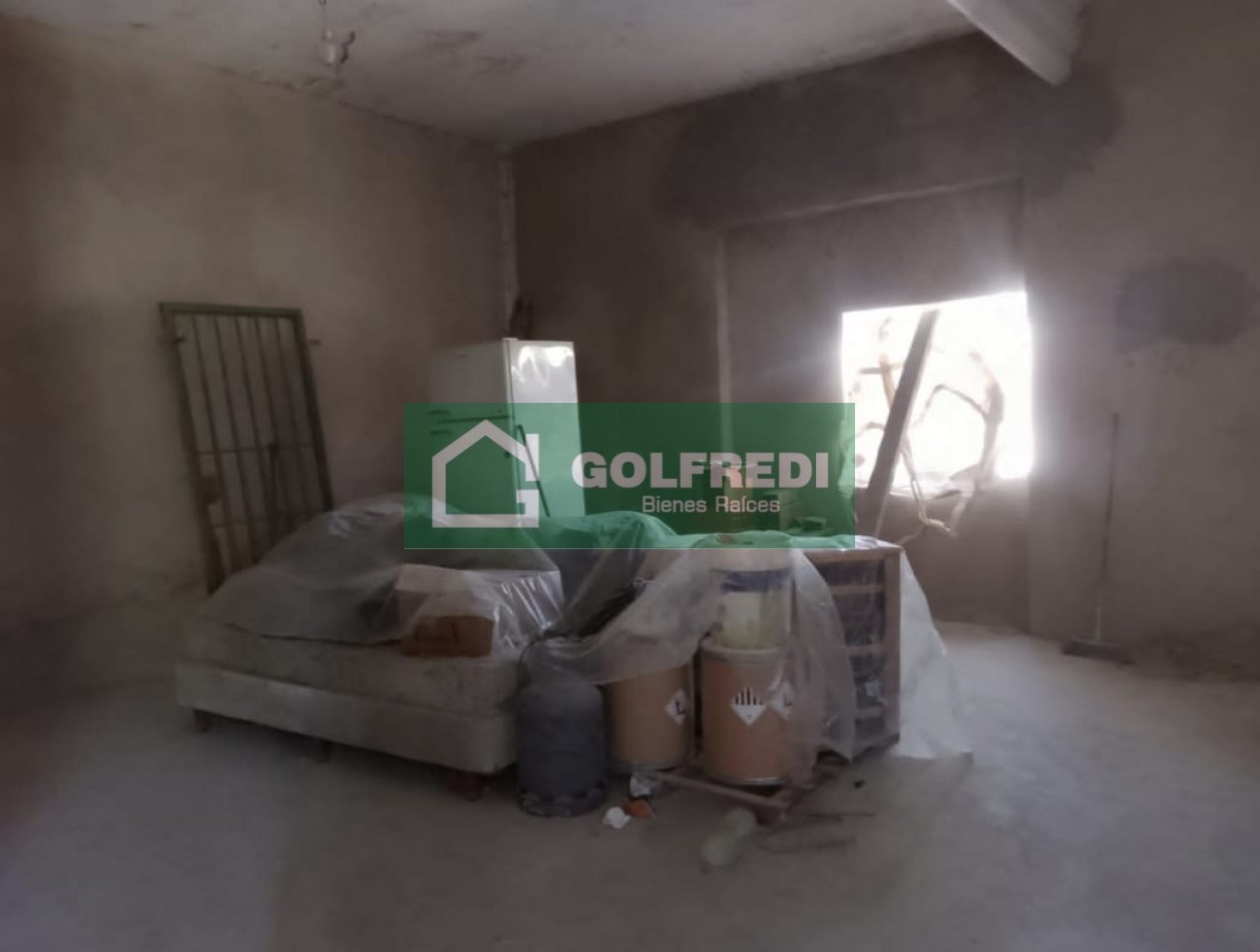 Galpon con departamentos en San Fernando