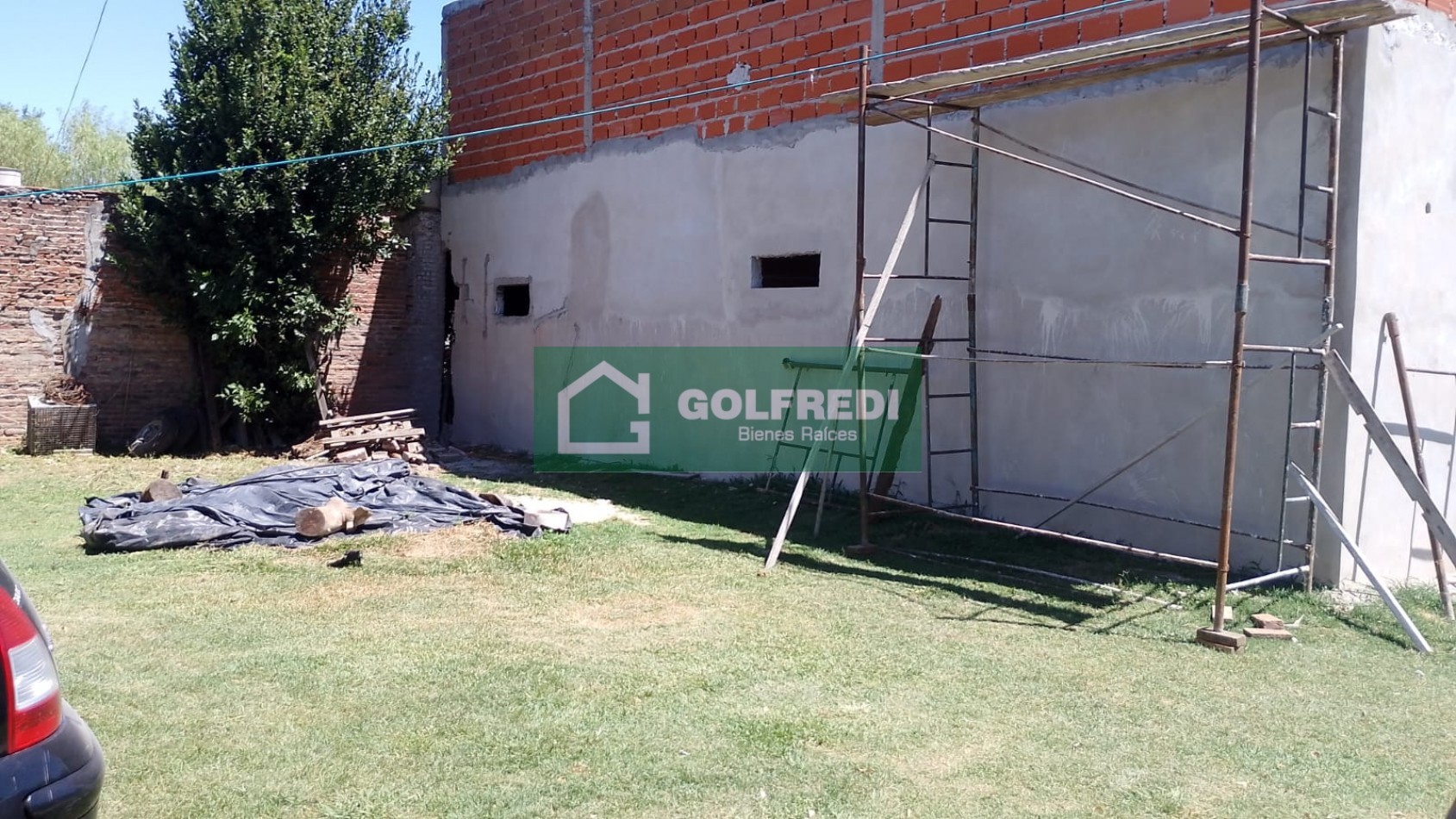 Casa sobre 2 lotes