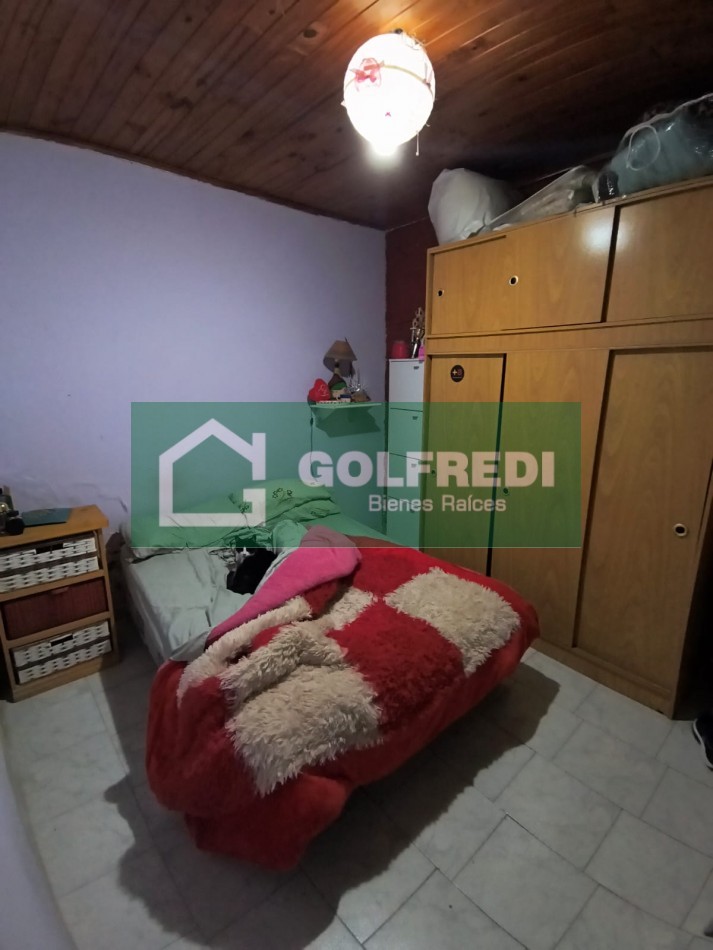 4 viviendas en un lote