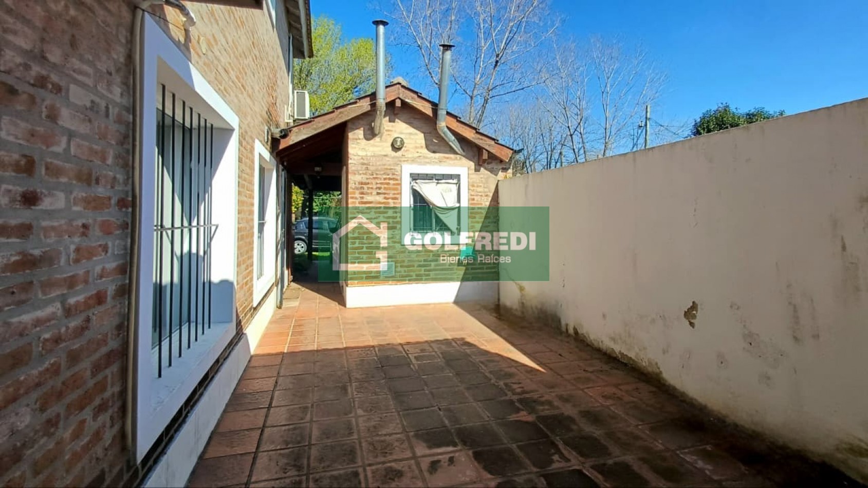 Casa 4 ambientes en Barrio Cerrado