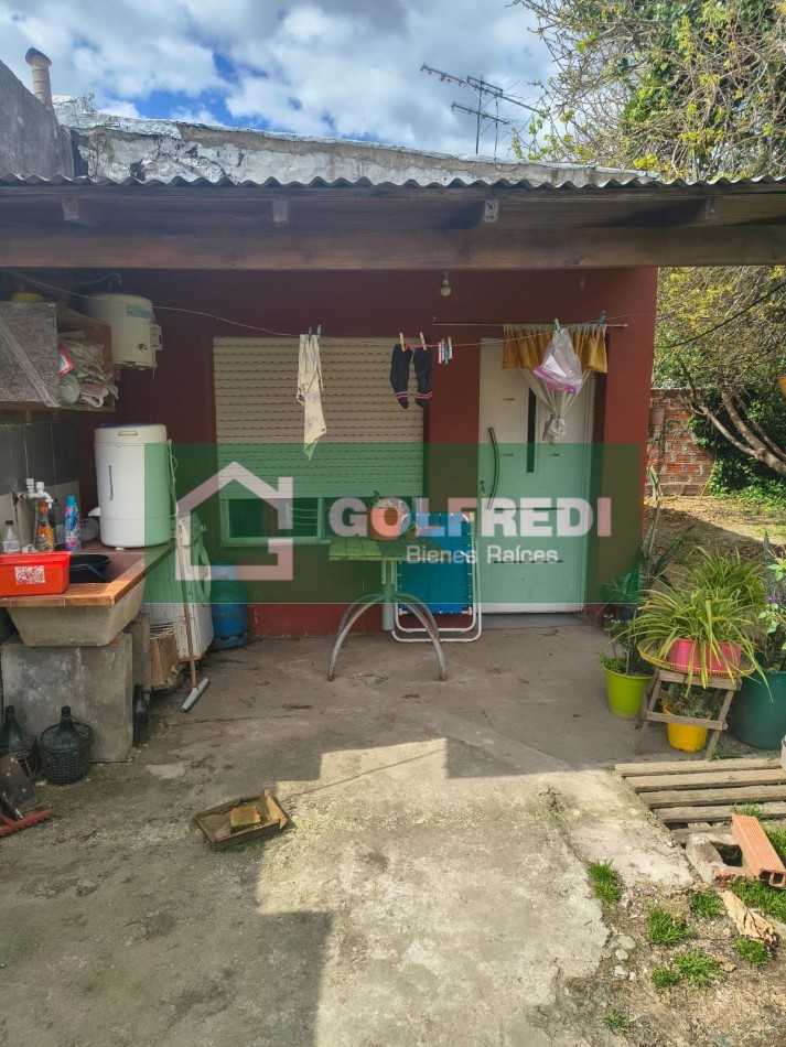 4 viviendas en un lote