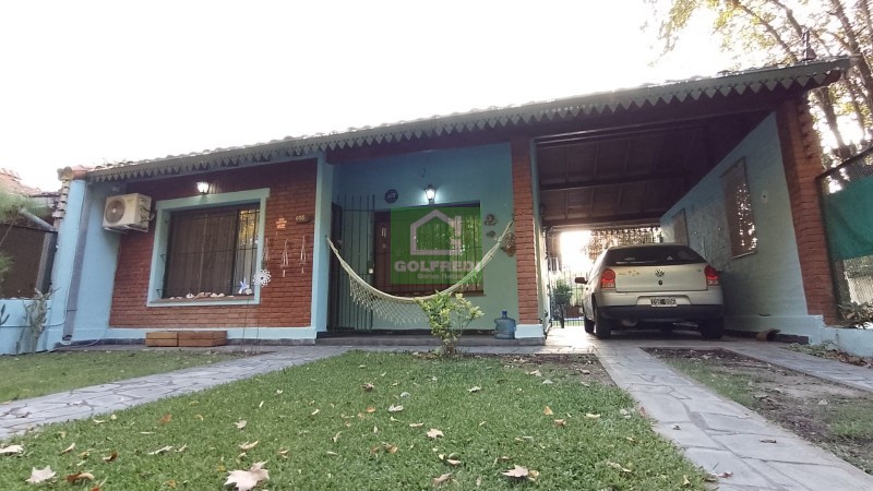 Casa con dependencia en Don Torcuato