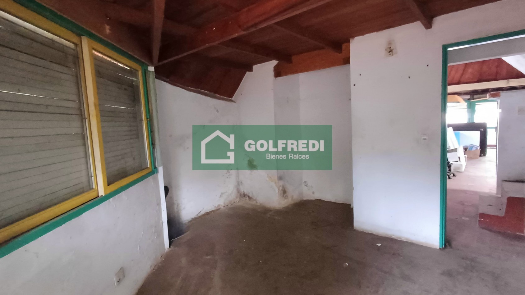 Lote con mejoras en Torcuato