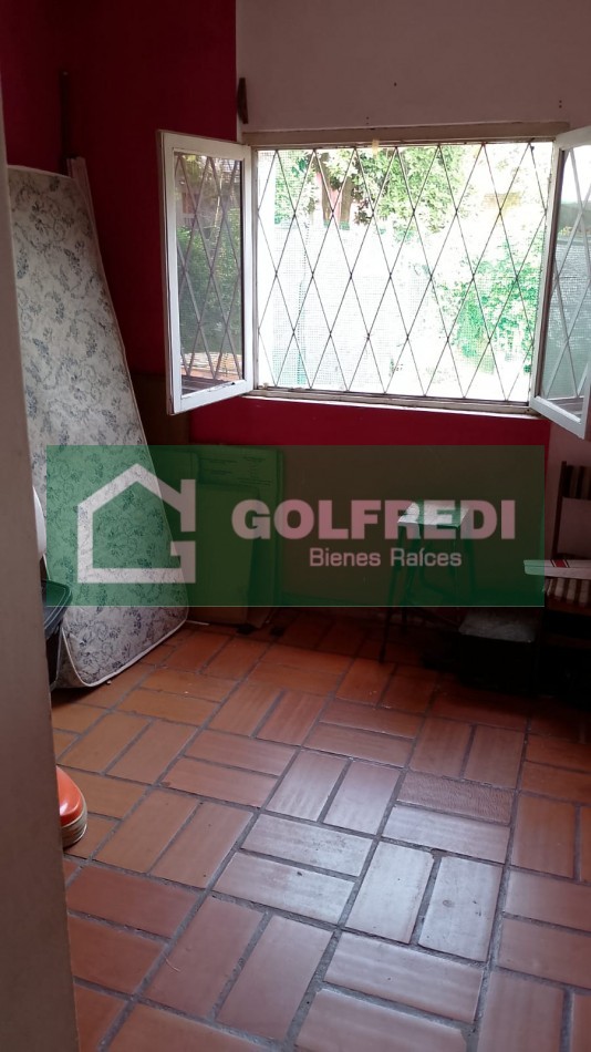 Casa en Amplio Lote