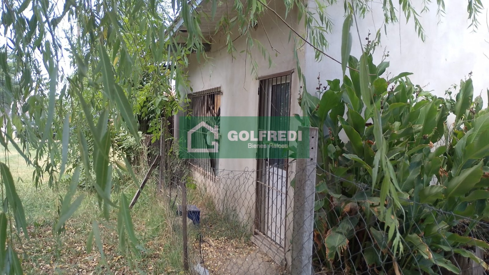 Casa sobre 2 lotes