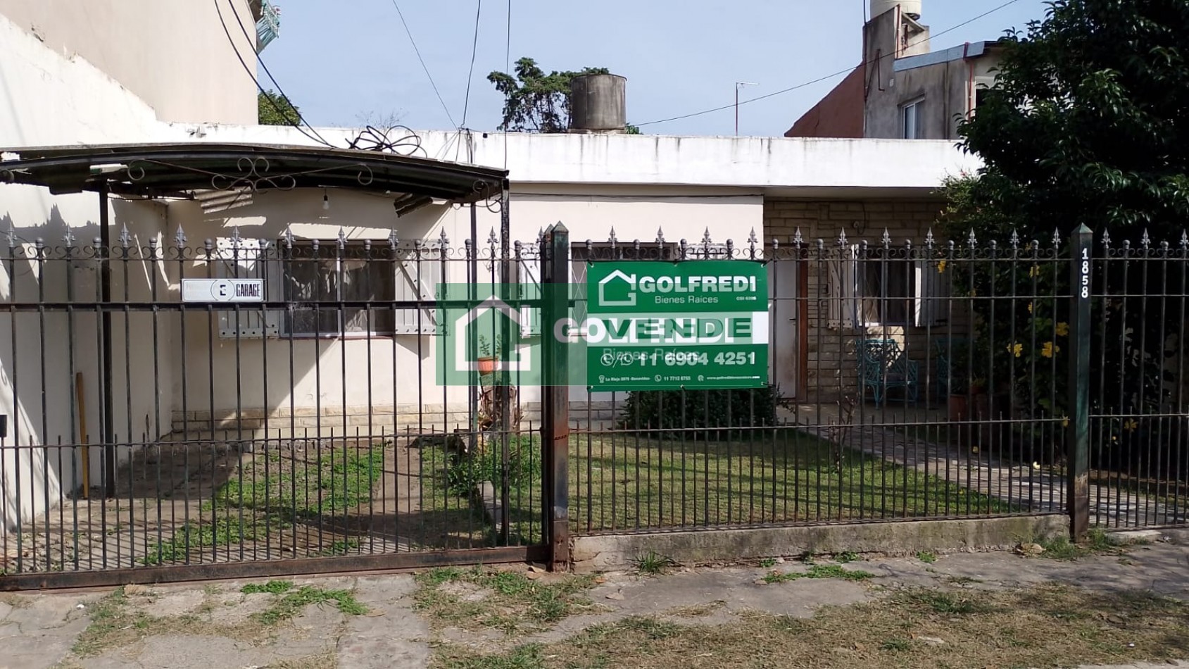 Casa en Amplio Lote