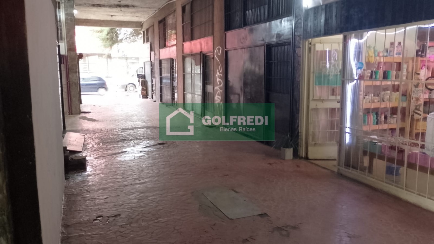 Local en venta en Derqui