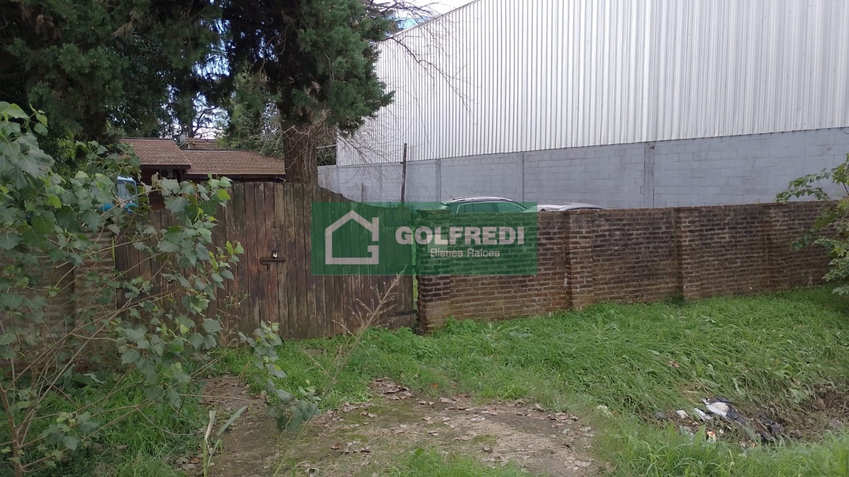 Terreno con casa a reciclar