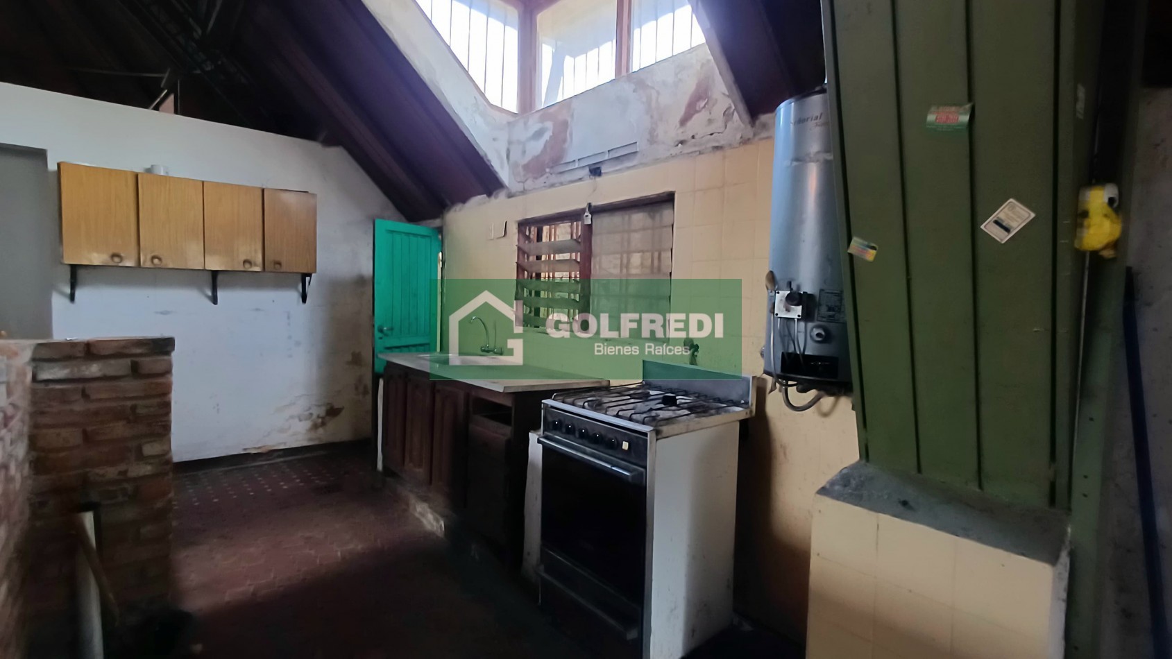 Lote con mejoras en Torcuato