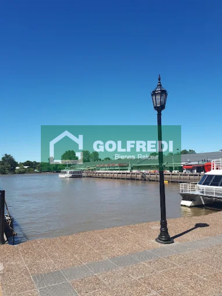 Locales en Docks del Puerto