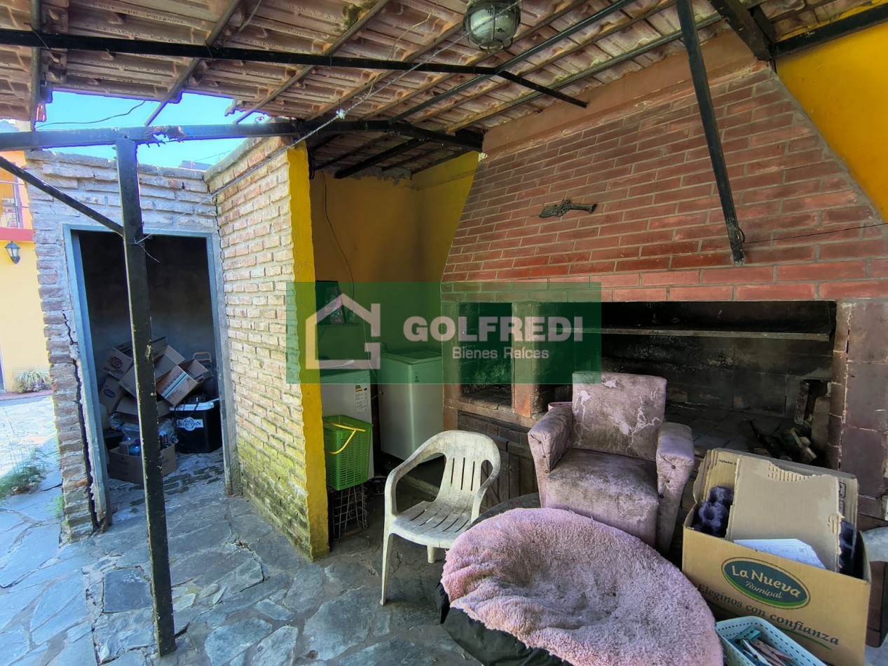 Propiedad sobre dos lotes