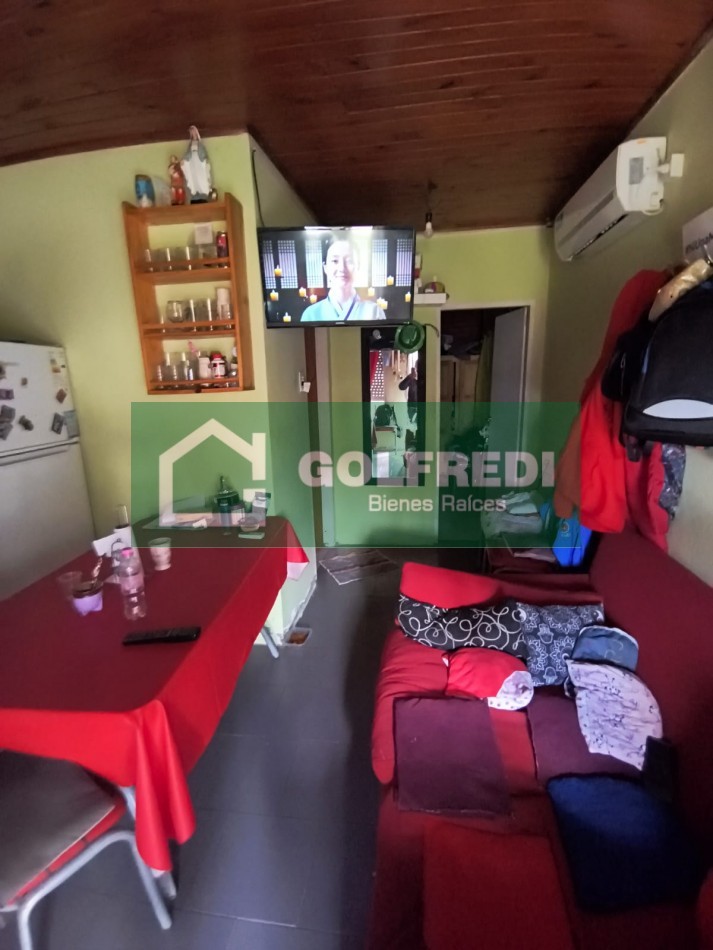 4 viviendas en un lote