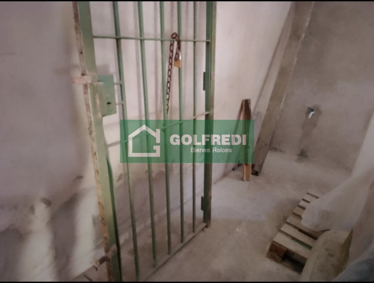 Galpon con departamentos en San Fernando