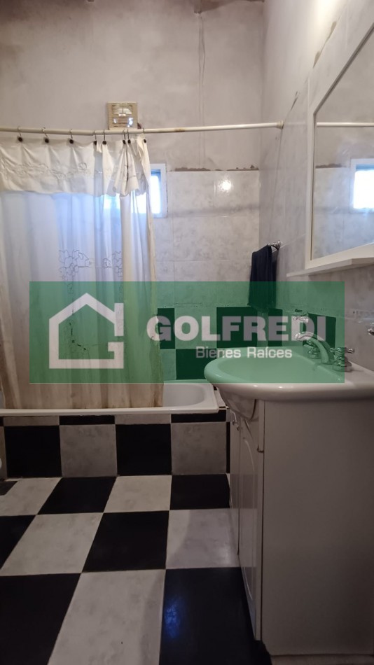 Casa en amplio lote