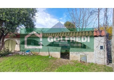 Lote con mejoras en Torcuato