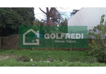 Terreno con casa a reciclar